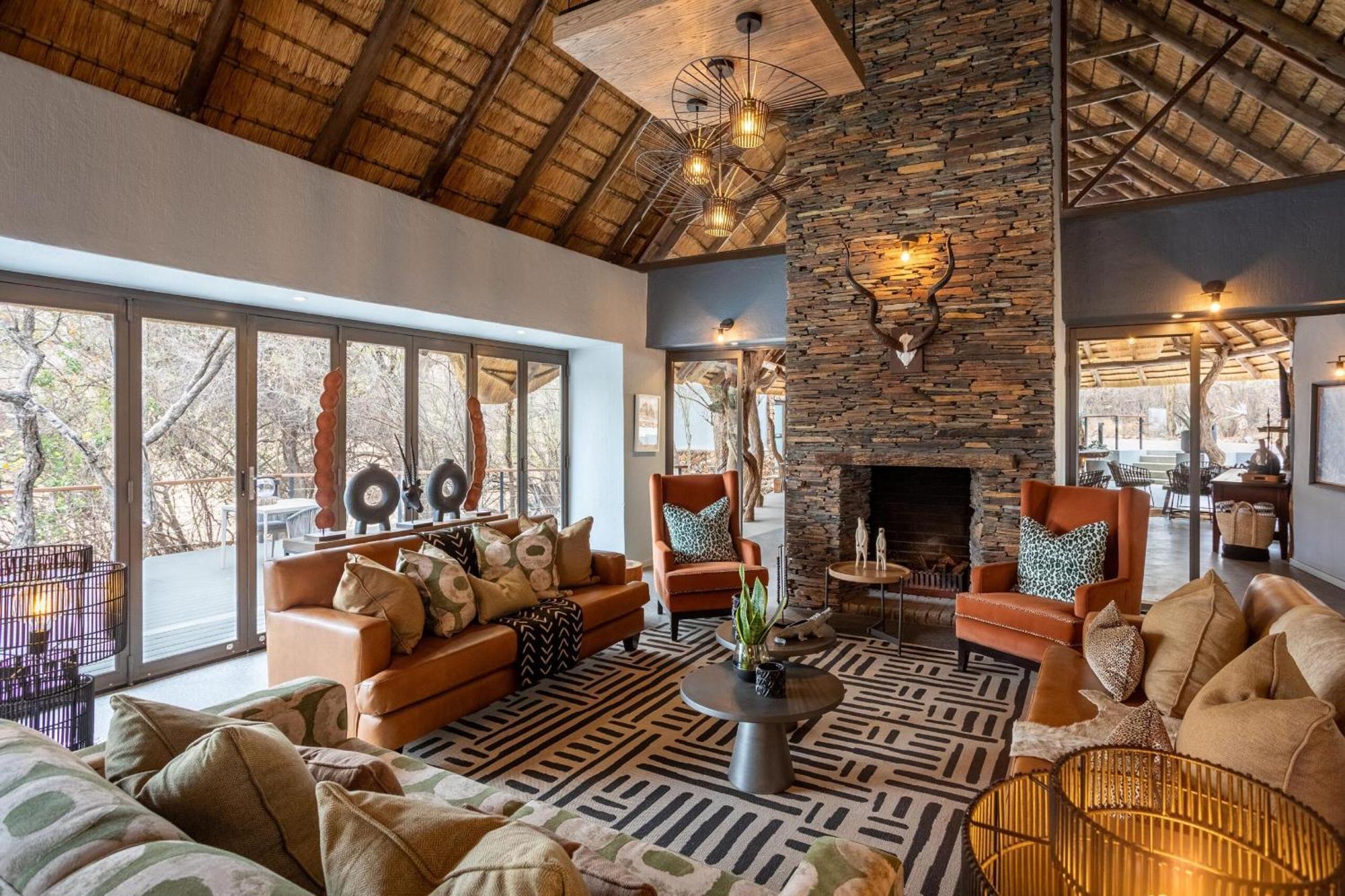 Tuningi Safari Lodge Мадікве-Ґейм-Резерв Екстер'єр фото