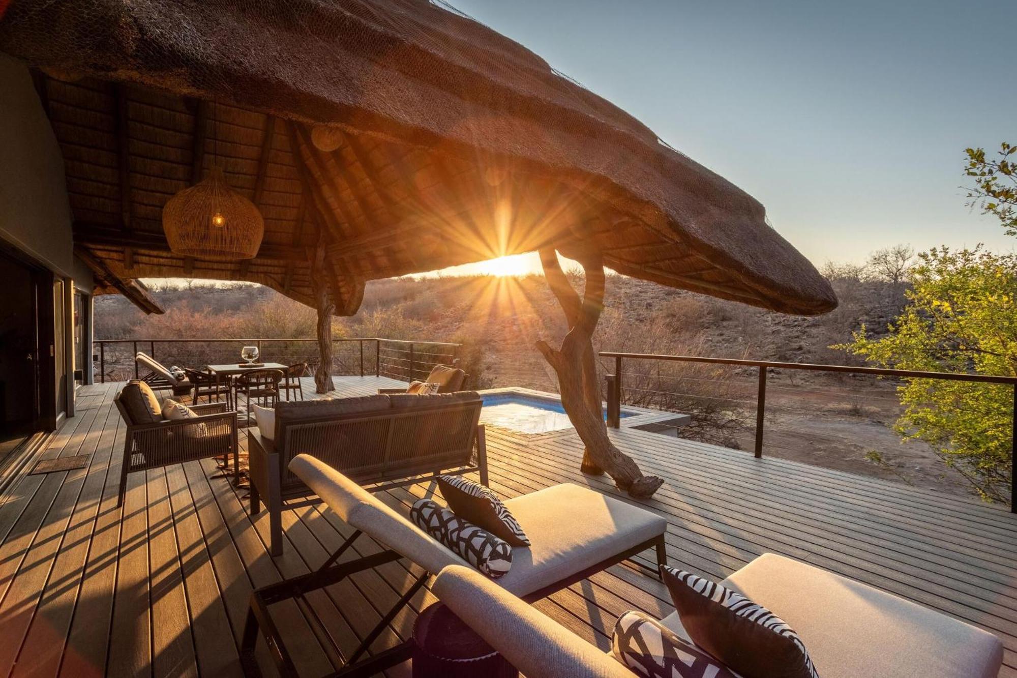 Tuningi Safari Lodge Мадікве-Ґейм-Резерв Екстер'єр фото