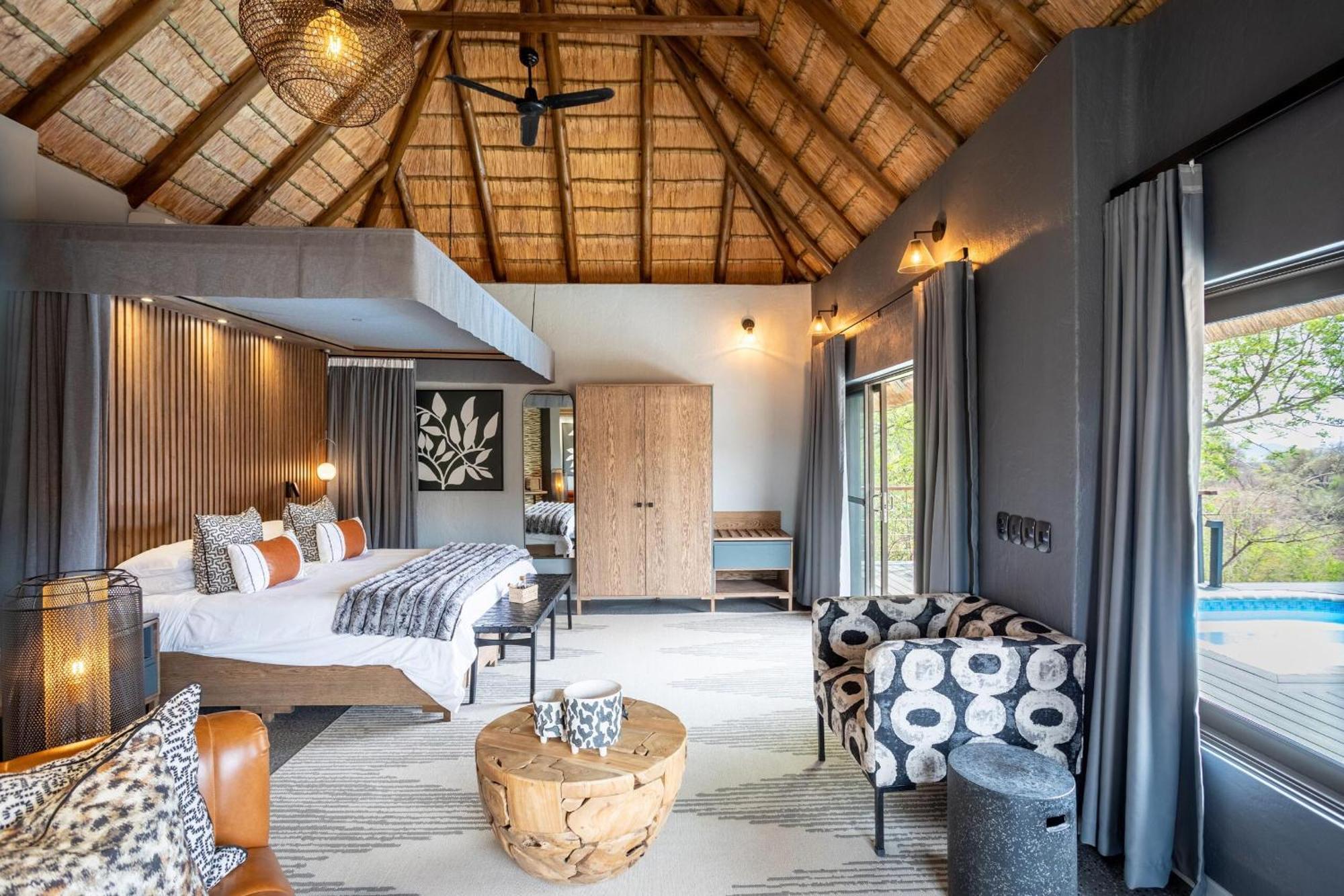 Tuningi Safari Lodge Мадікве-Ґейм-Резерв Екстер'єр фото