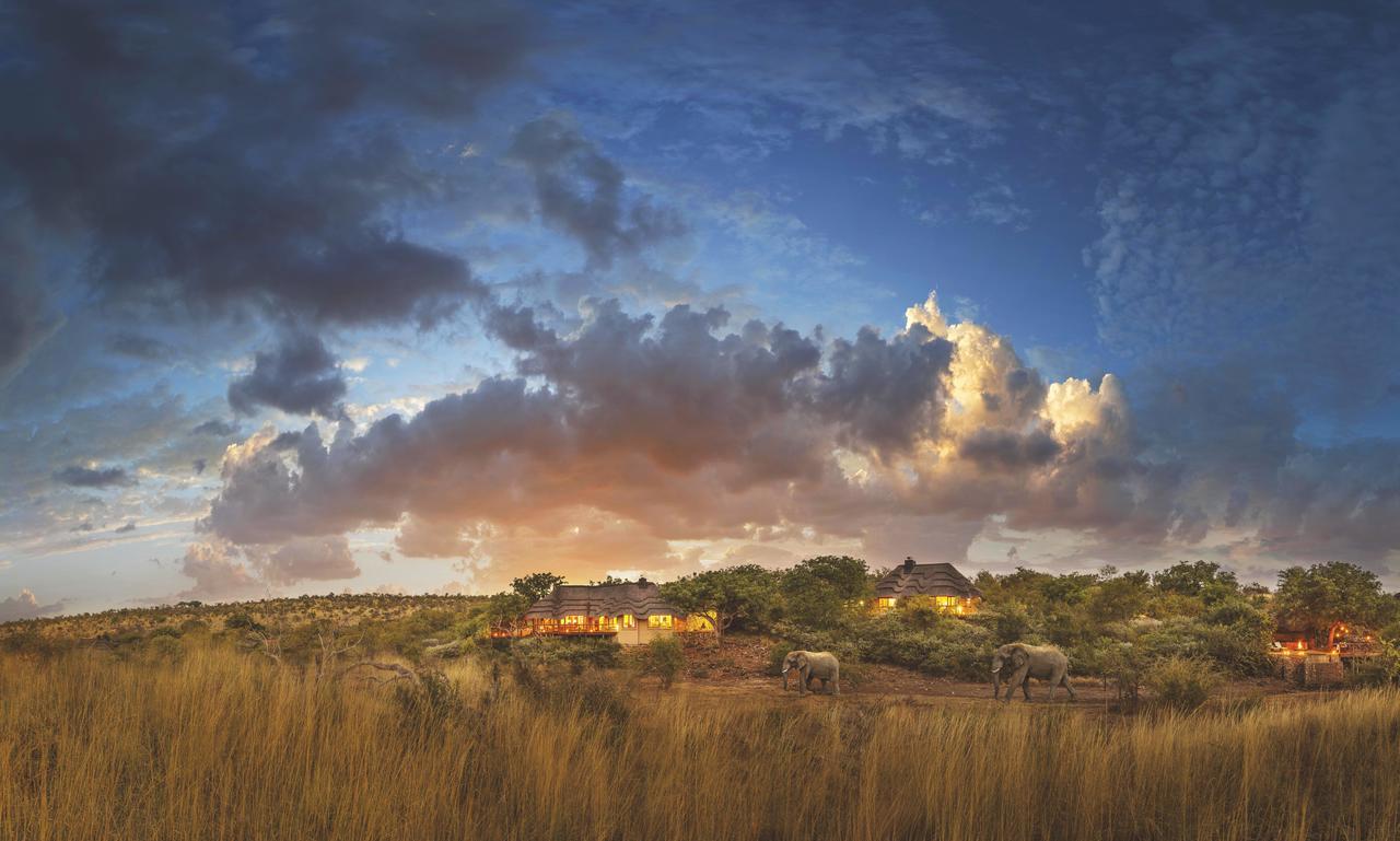 Tuningi Safari Lodge Мадікве-Ґейм-Резерв Екстер'єр фото