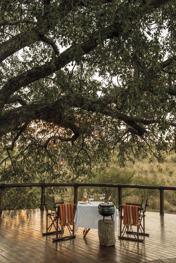 Tuningi Safari Lodge Мадікве-Ґейм-Резерв Екстер'єр фото